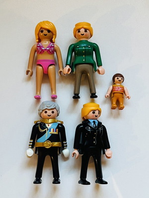 Playmobil figures pack of 5 like new