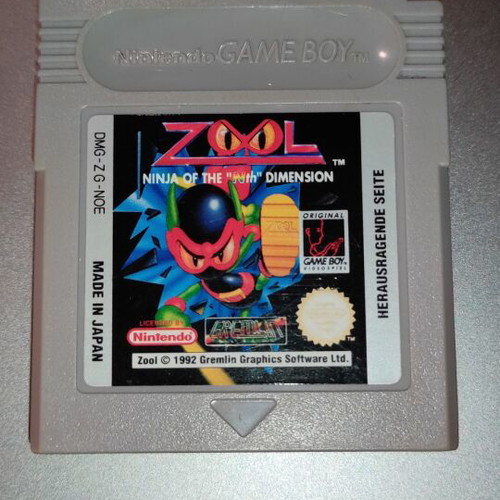 Nintendo Game Boy Zool Ninja of the "Nth" Dimension used with case