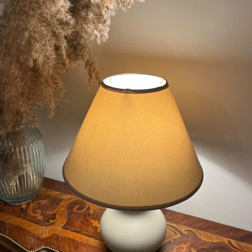 Minimal table lamp used with fabric lampshade