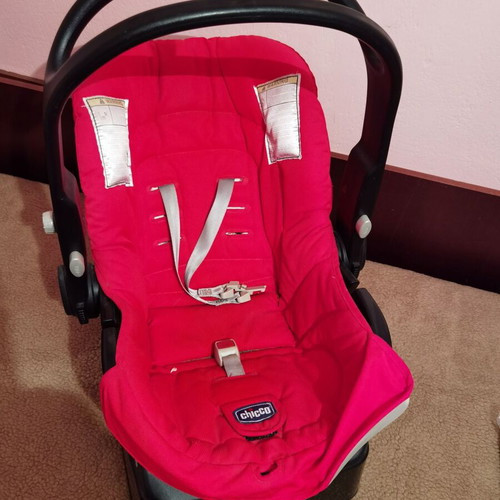Chicco baby car seat used, red