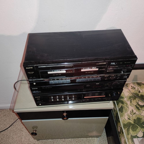 Sanyo JA 269 integrated amplifier, JA 269L tuner, RD-W269 cassette deck used
