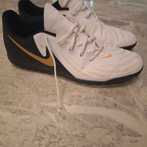 Nike Phantom GX 2 Club TF football shoes like new, size 46