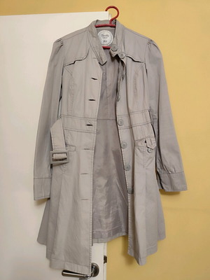 Bershka women's trench coat size Medium grey like new