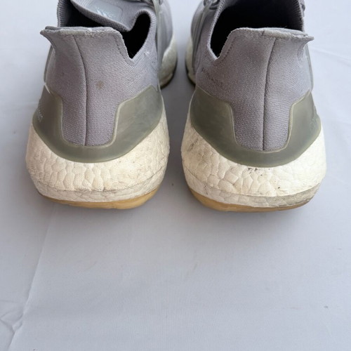 Adidas Ultraboost 21 grey athletic shoes size 47 like new