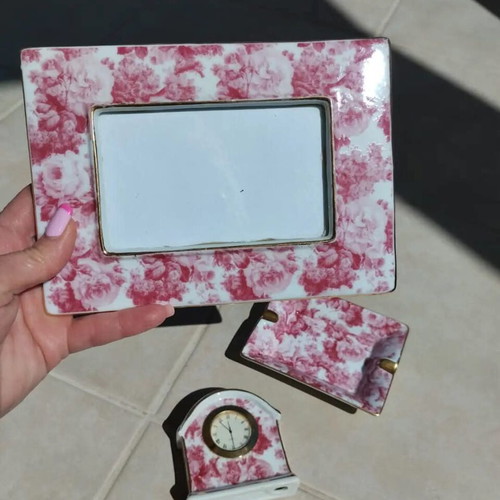 Collectible porcelain set vintage like new