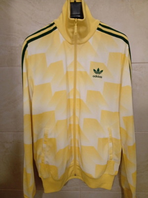 Adidas, lightweight jacket in summer colors, size L
