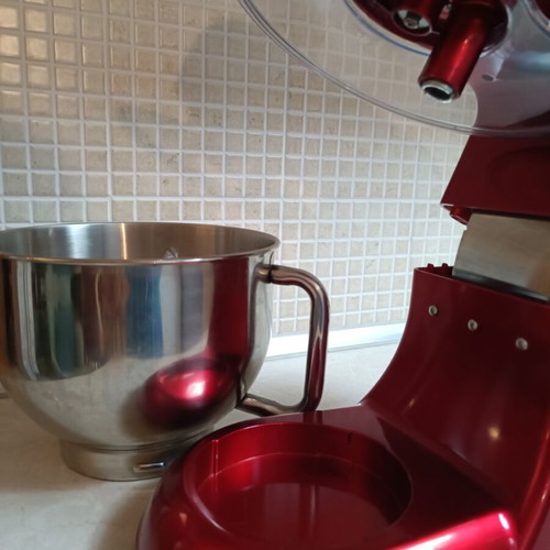 Izzy Spicy Red S-986 Kitchen Machine 800W with Stainless Steel Bowl 5.2lt like new