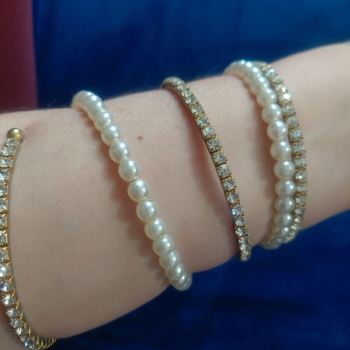 Spiral bracelet like new, gold color