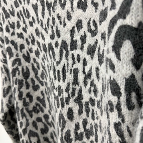 Women's sweater used with grey animal print, one size