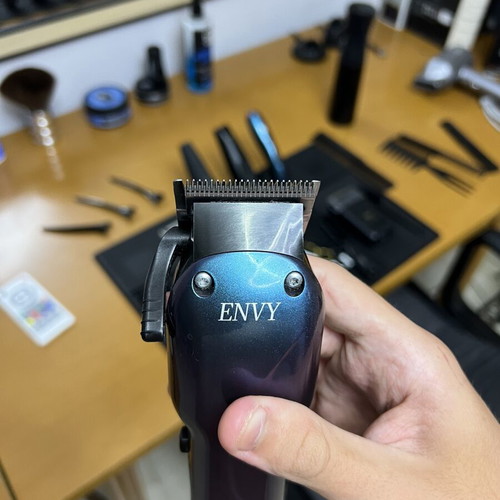 Andis Envy Galaxy hair clipper like new