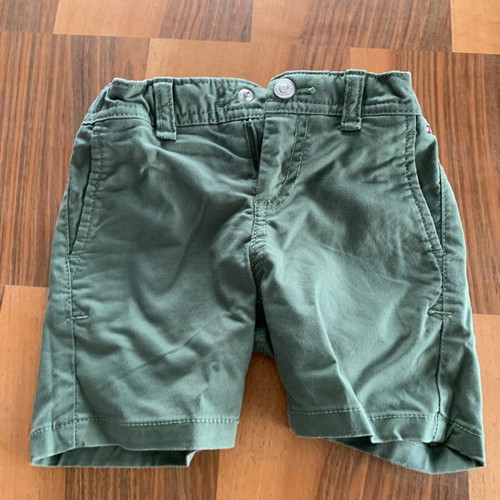 Tommy shorts 86 cm like new, olive color