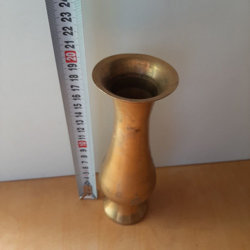 Vintage brass vase 20cm used with simple design