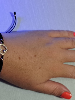 Macrame bracelet with heart charm