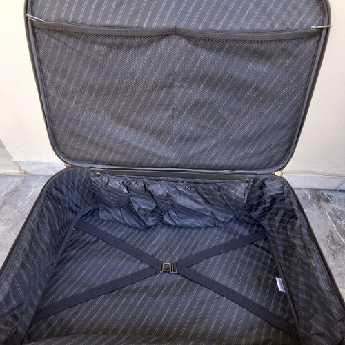 Brown Gino De Vinci suitcase like new