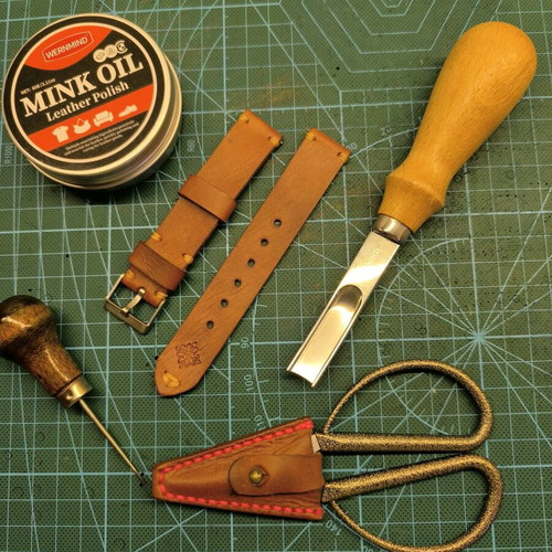 Handmade leather watch strap custom order, beige and brown