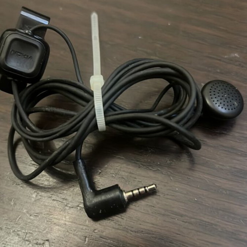 Nokia Handsfree Earphones used, 2.5mm jack, vintage retro