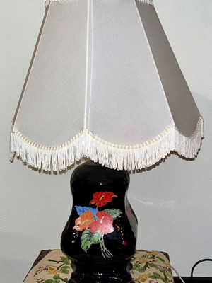 Vintage table lamp with fringe