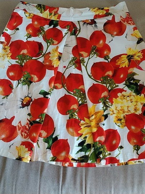 Cotton skirt with floral pattern new, size L