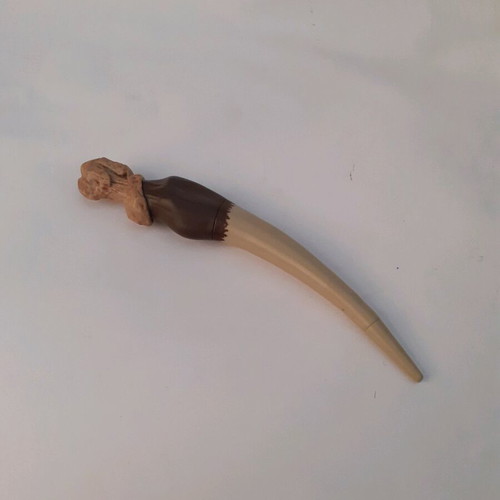 Harry Potter Basilisk Fang pen like new from Dark Arts Collectible Set