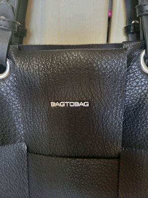 OPPORTUNITY Shoulder Bag