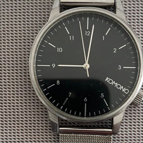 Komono watch like new