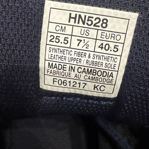 Asics Aaron HN528 shoes like new, size 40.5, blue