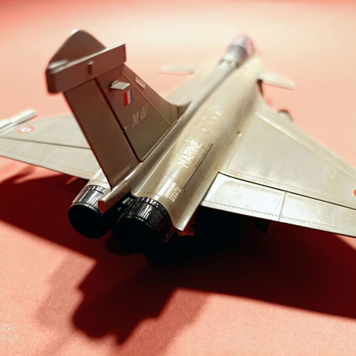 Πλαστικό μοντέλο Rafale 1/72 καινούργιο, βαμμένο αερογράφο