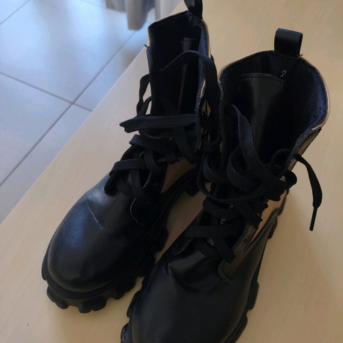 Lightweight two-tone boots used, size 38