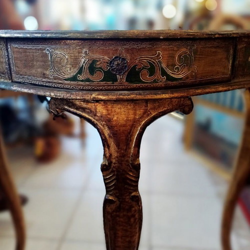 Vintage Italian Florentine console table with gold details