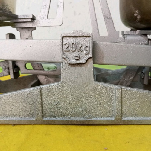 Old grocery store scale used