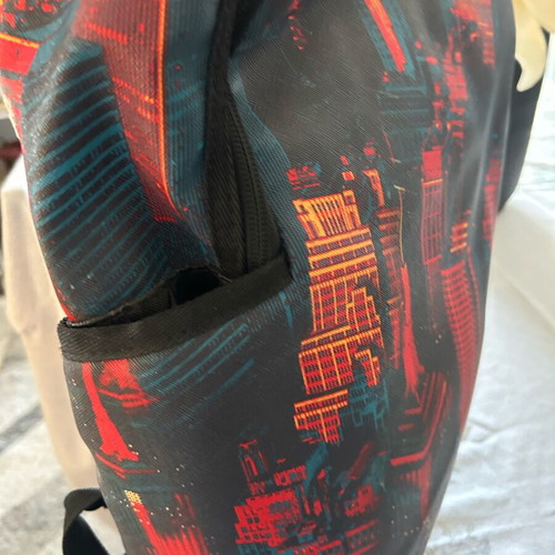 Polo backpack like new, black and red