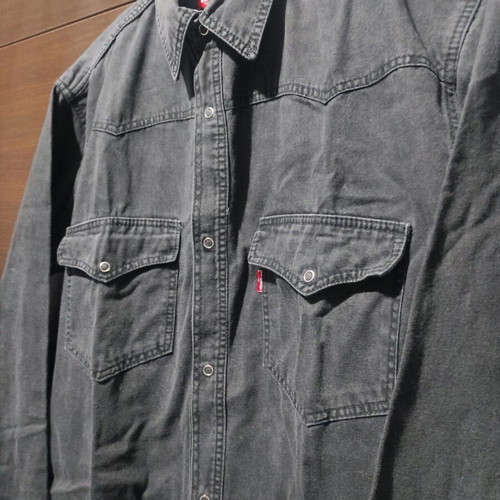 Black denim shirt like new, size L/XL