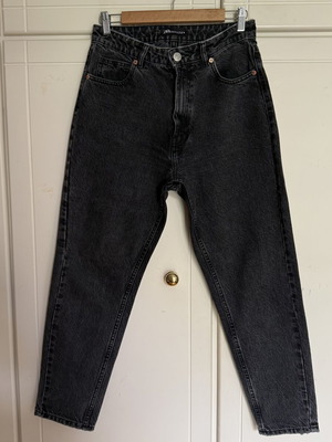 Zara Mom Jeans μαύρο μεταχειρισμένο, ψηλόμεσο, μέγεθος M 38 10