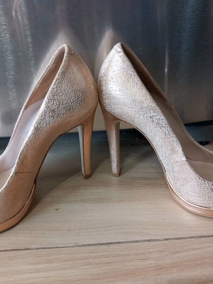 Fardoulis pumps size 36 new leather