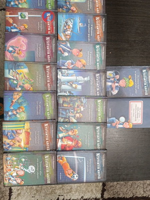Detective Klouz 15 book collection and skills guide new