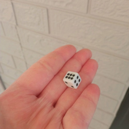 Small dice like new