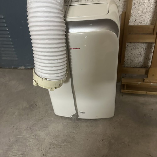 Portable air conditioner like new