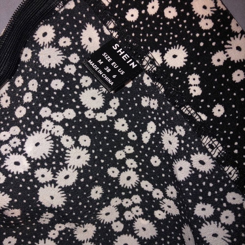 Floral skirt Shein high-waisted like new, black and white