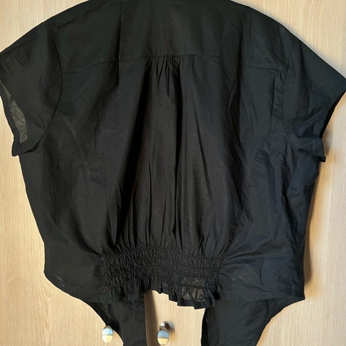 Black shirt blouse like new, cotton, front tie