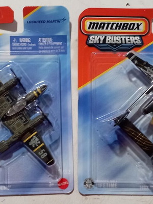 Matchbox Sky Busters σετ 2 μεταλλικών αεροσκαφών: P-38 Lightning και Twin Boom