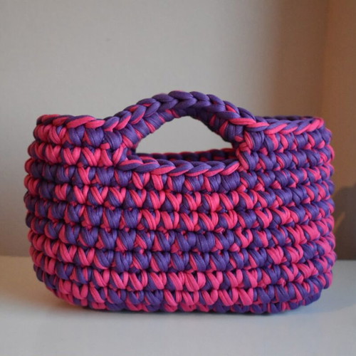 Handmade knitted handbag with Italian yarn, pink and purple