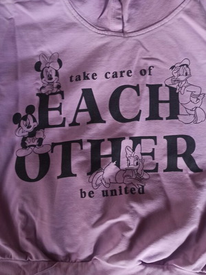 Benetton girls' sweatshirt used, size 130 for 7-8 years old