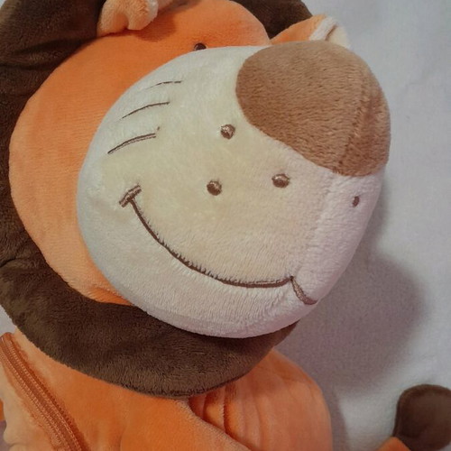 Plush lion bag like new