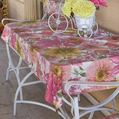 Fer Forje set used, white, 5 pieces with table and chairs