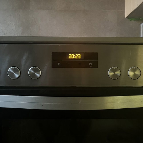 Pitsos PHSA39250 oven used, multifunction with storage space