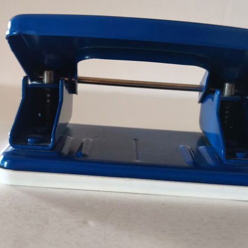 SAX 288 perforator blue used, small desktop 2-hole punch