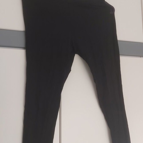 Terranova women's leggings with mesh size large like new black