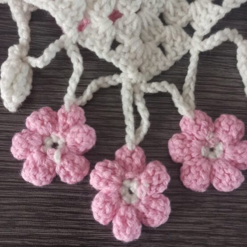 Handmade hair bandana, white and pink