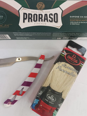 Σετ ξυρίσματος Proraso με κρέμα, πινέλο Omega και ξυράφι καινούργιο
