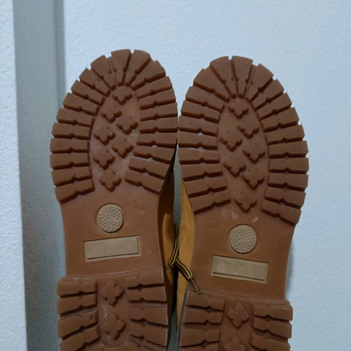 Road men's boots size 44 like new, yellow